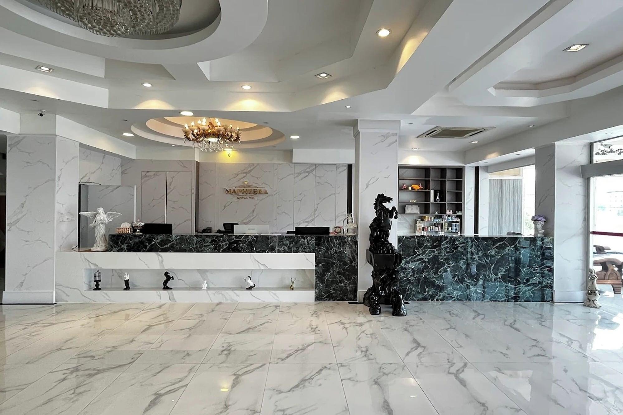 Vista Lobby Napheera Royal Tel