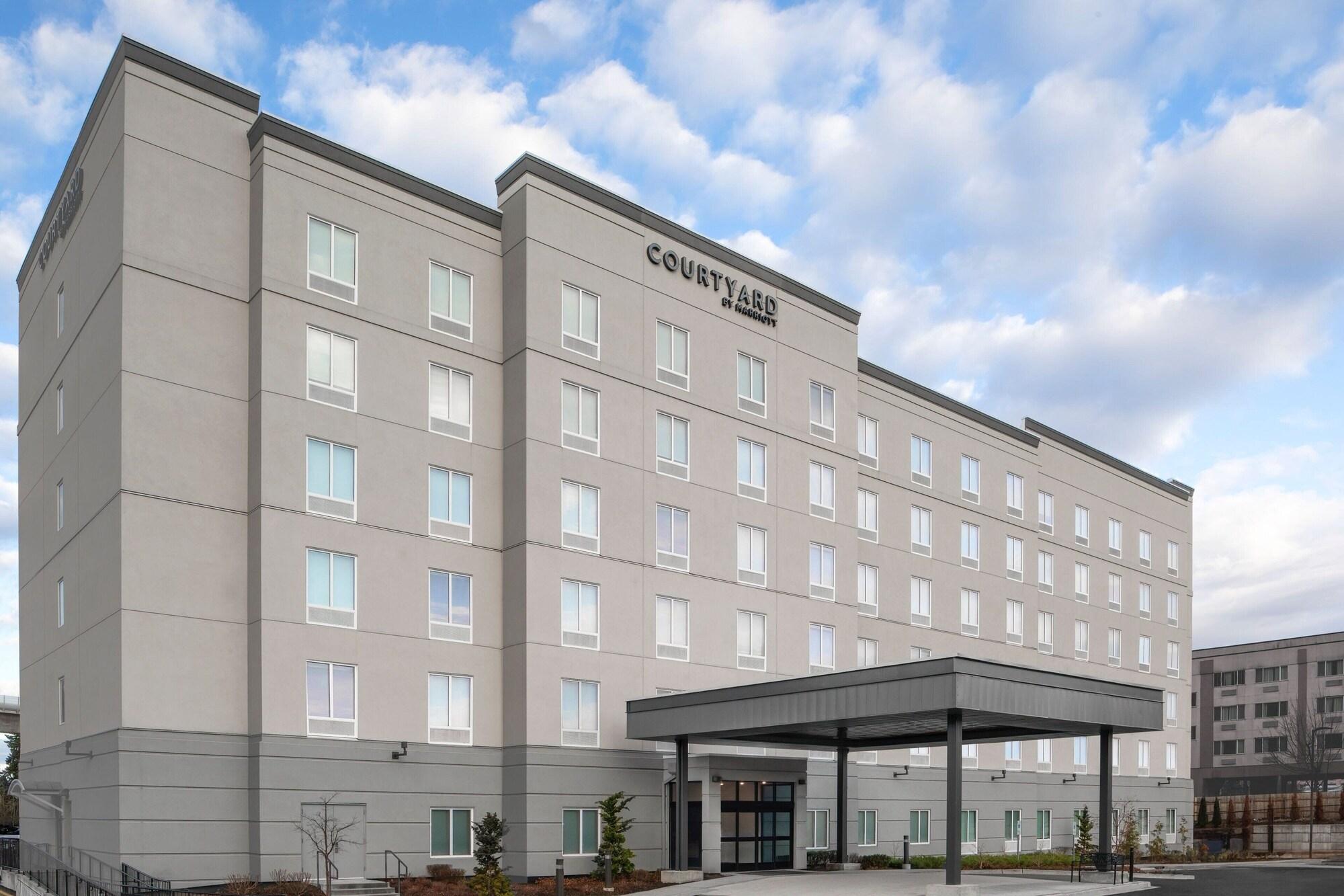 Vista Exterior Courtyard by Marriott Seattle SeaTac Airport