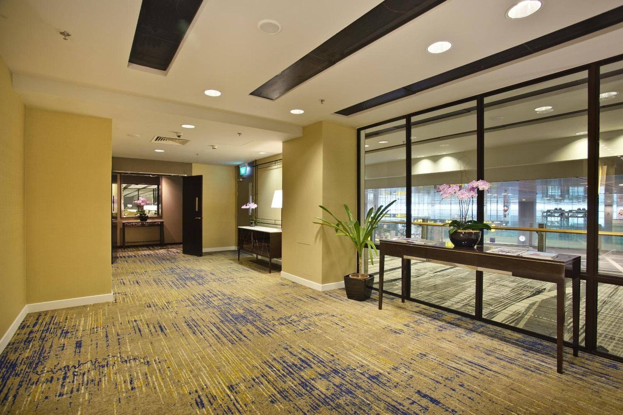 Vista Lobby Ambassador Transit Hotel Terminal 3