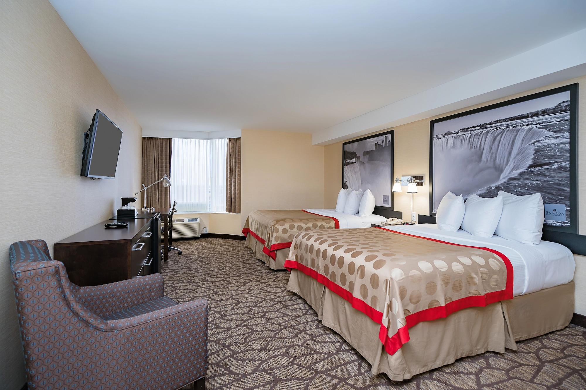 Habitación Ramada by Wyndham Niagara Falls Near the Falls