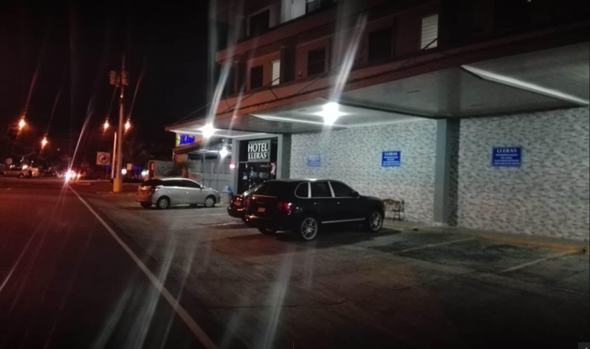 Vista Exterior Hotel Lleras