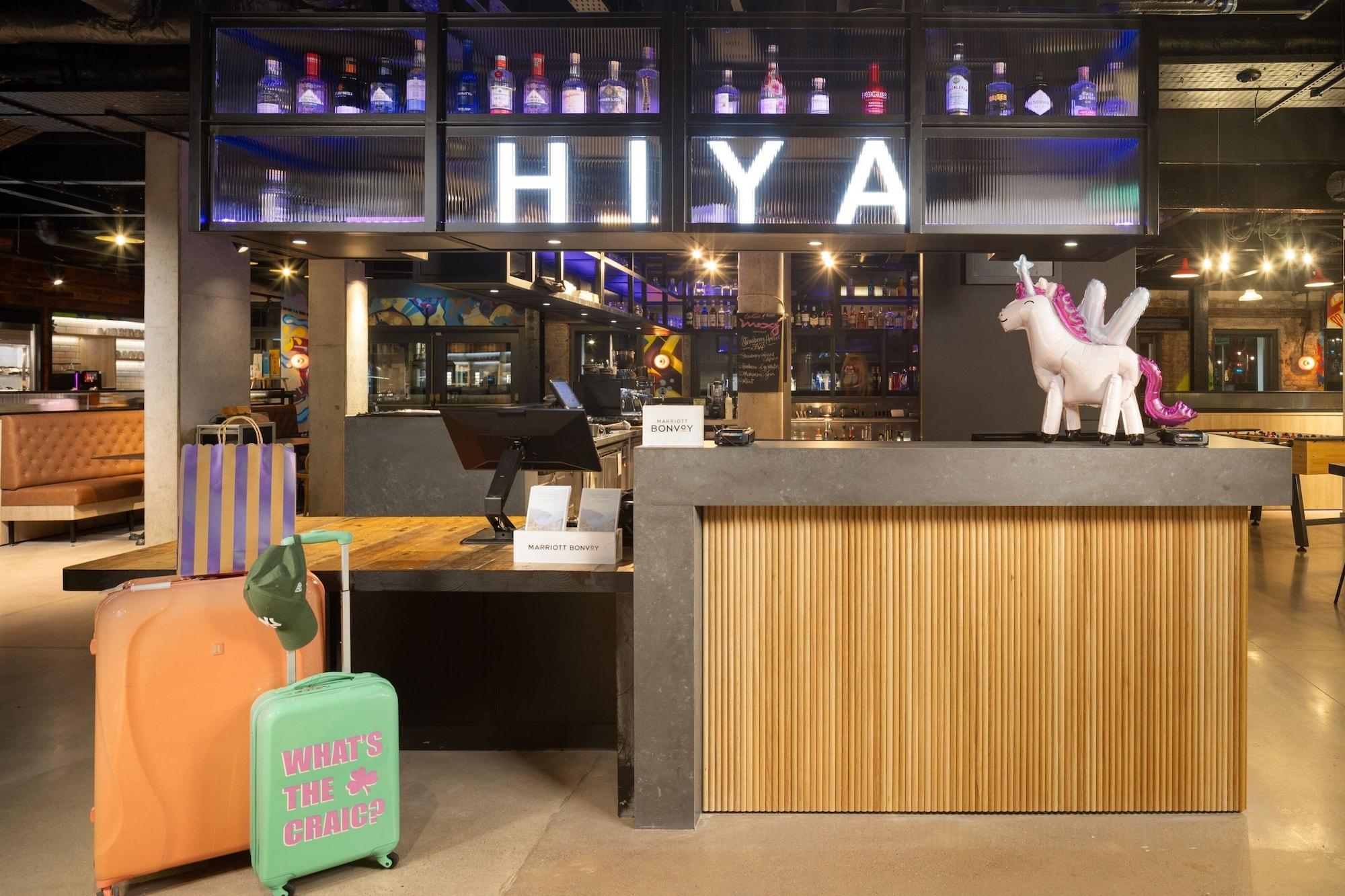 Vista Lobby Moxy Cork