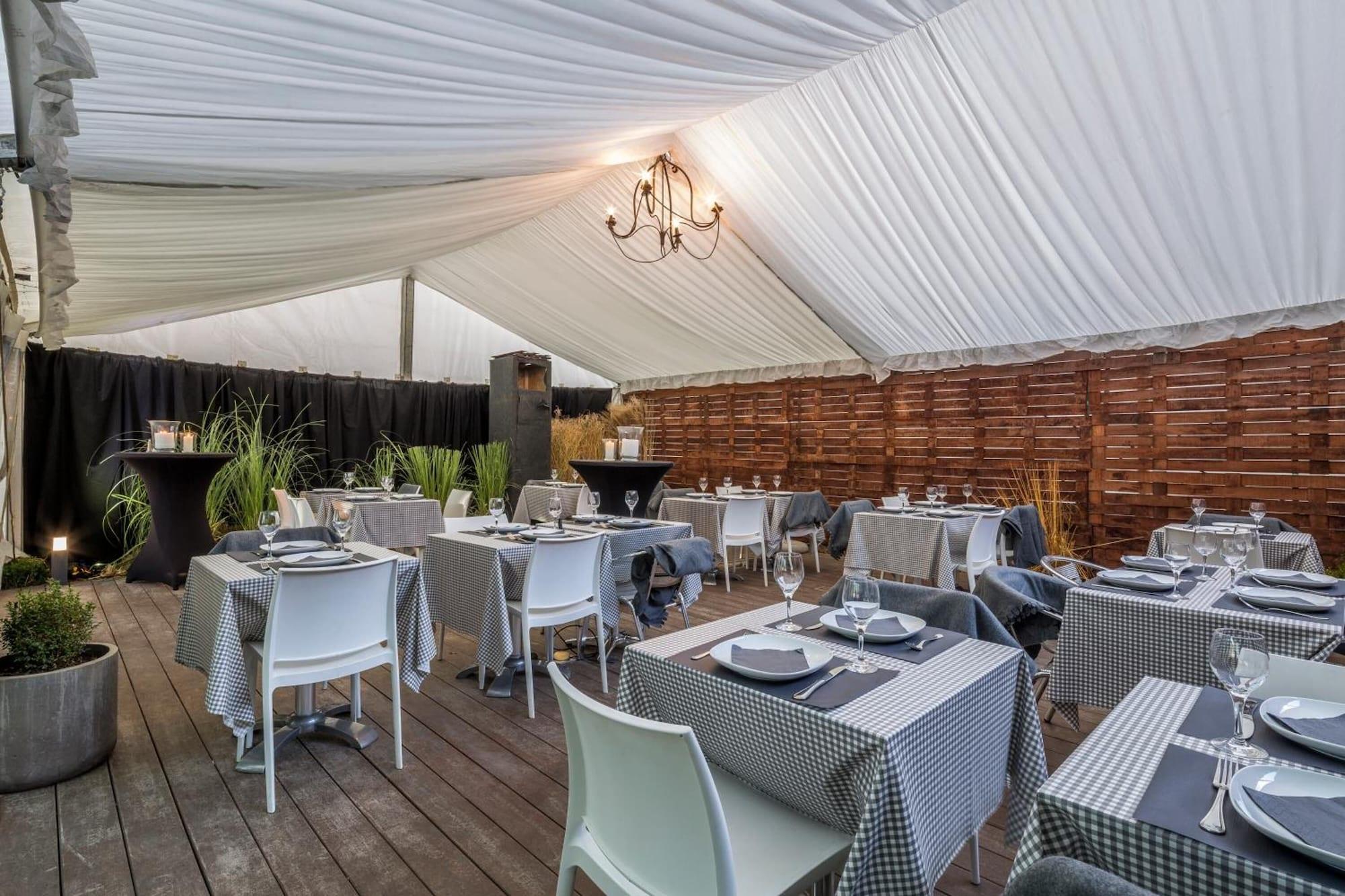 Restaurant New Hotel De Lives