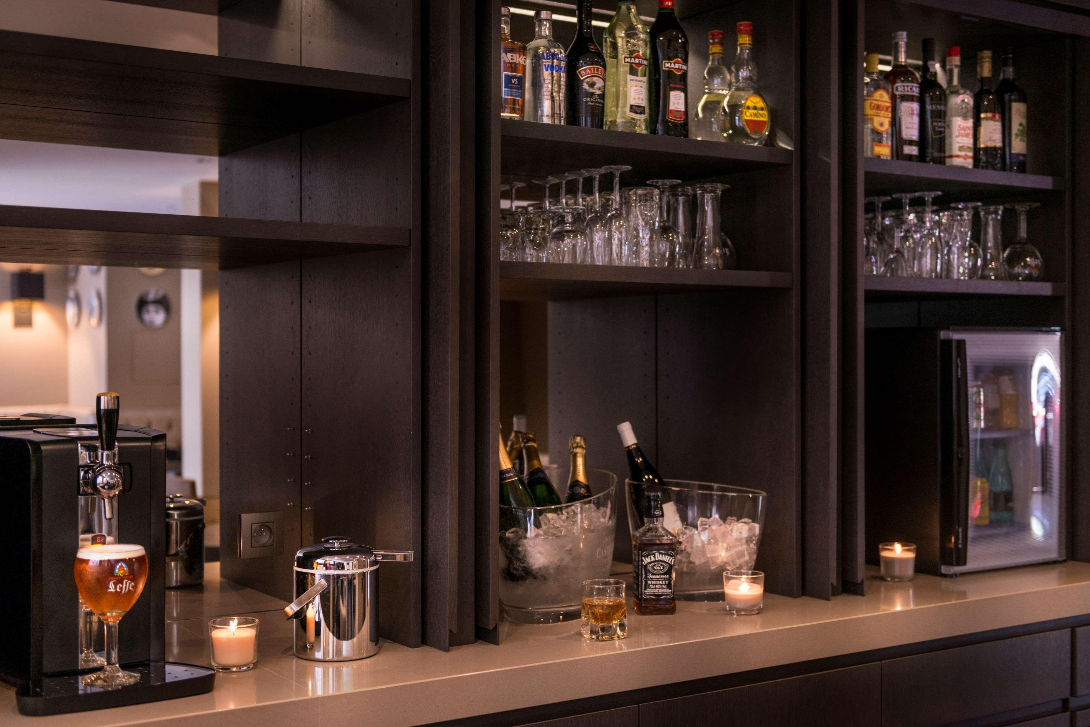 Bar/Salón La Villa des Ternes Hotel