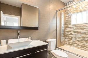 Alquiler Vacacional - Ocean view townhouse with private rooftop deck!