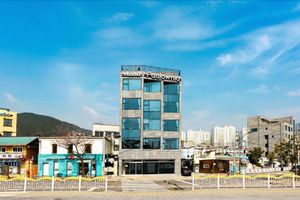 Alojamiento - Paulownia Hostel & Guest House
