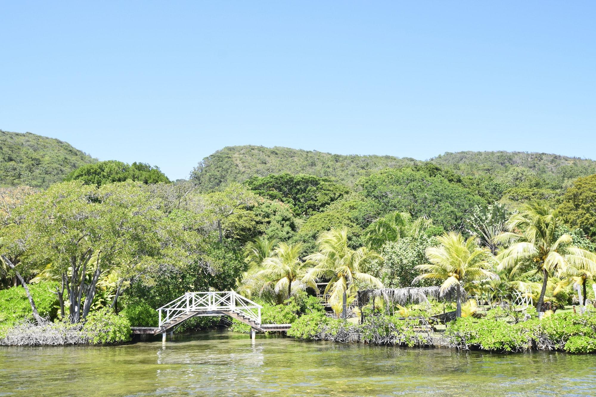 Vista Exterior Mango Creek Resort