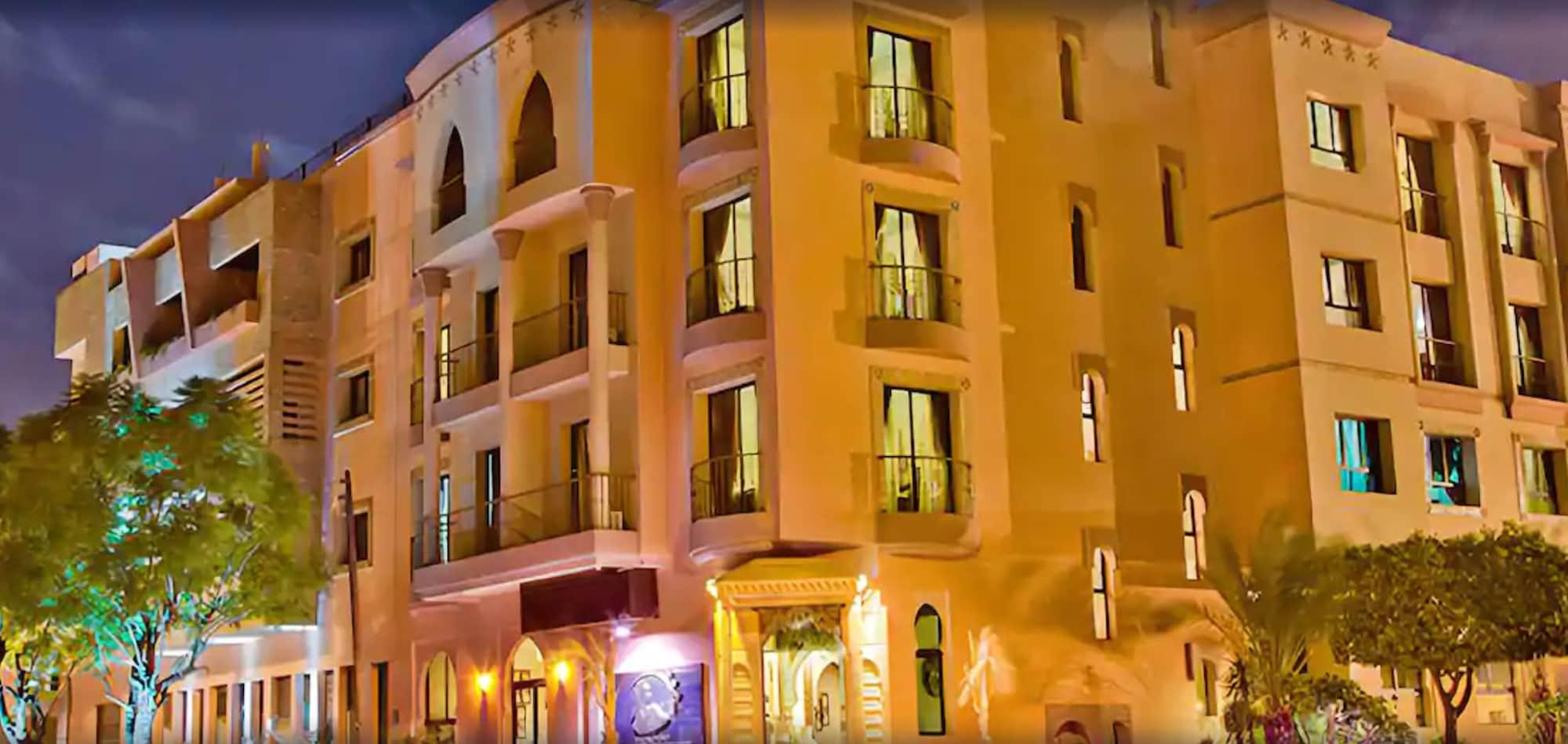 Vista Exterior Hotel Lawrence d'Arabie