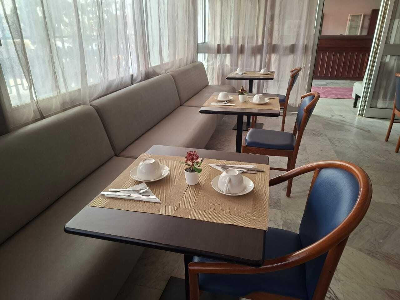 Bar/Salón hotel BARAKA