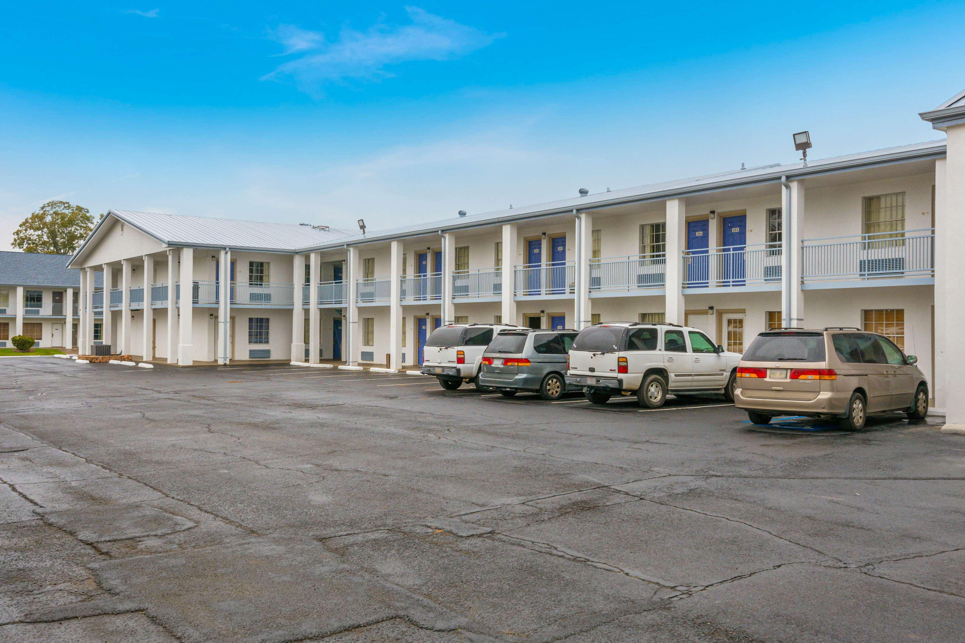 Vista Exterior Motel 6 Alexandria, LA - South