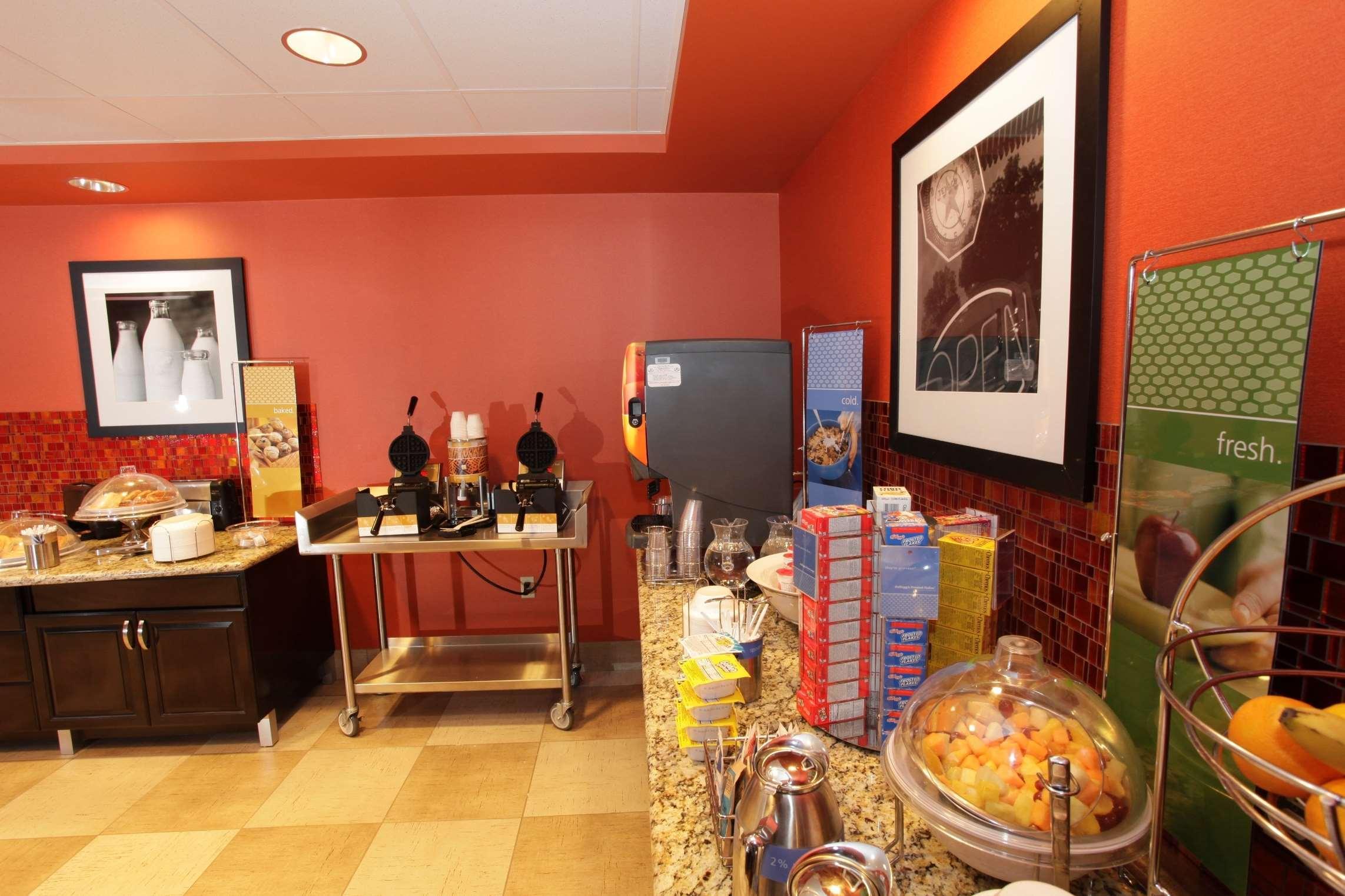 Restaurant Hampton Inn & Suites Phoenix Chandler-Fashion Center AZ