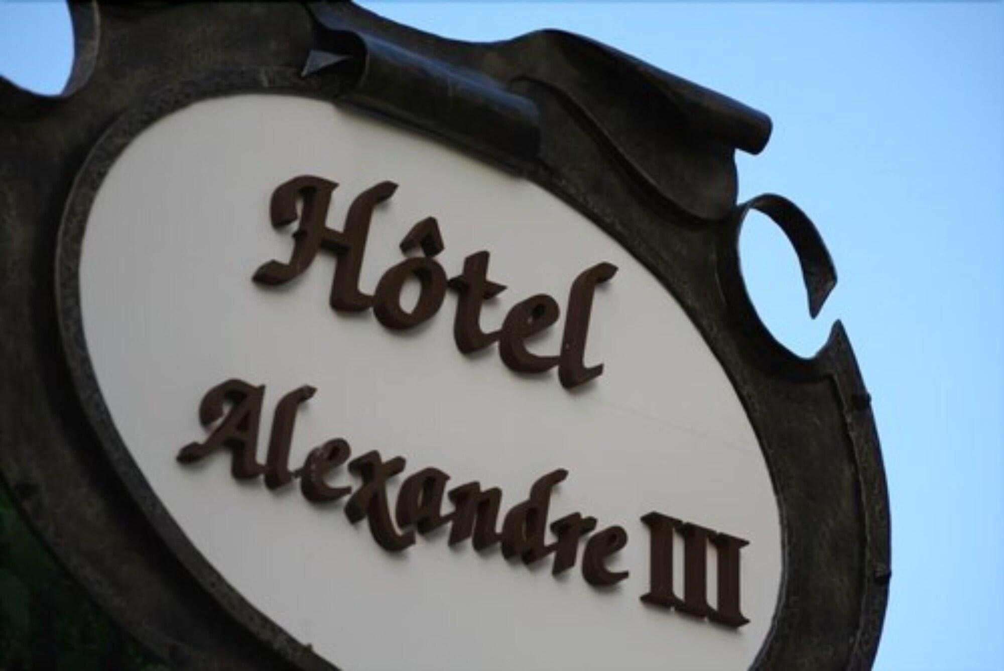 Vista Exterior Hotel Alexandre III