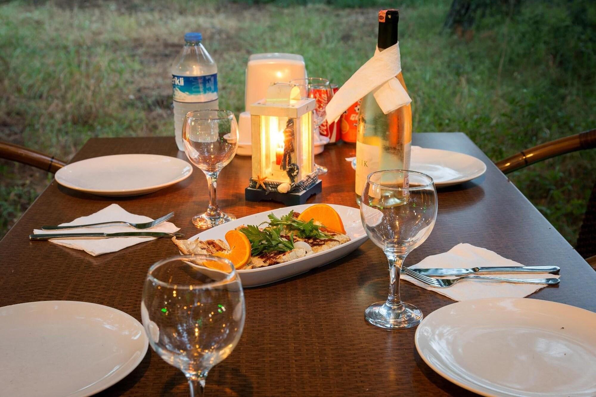 Restaurant Secret Garden Bungalows Hotel