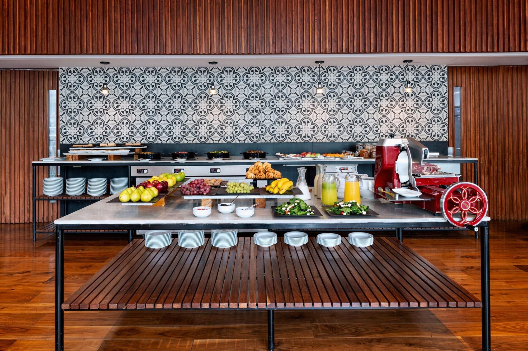 Restaurant AC Hotel by Marriott Santa Fe