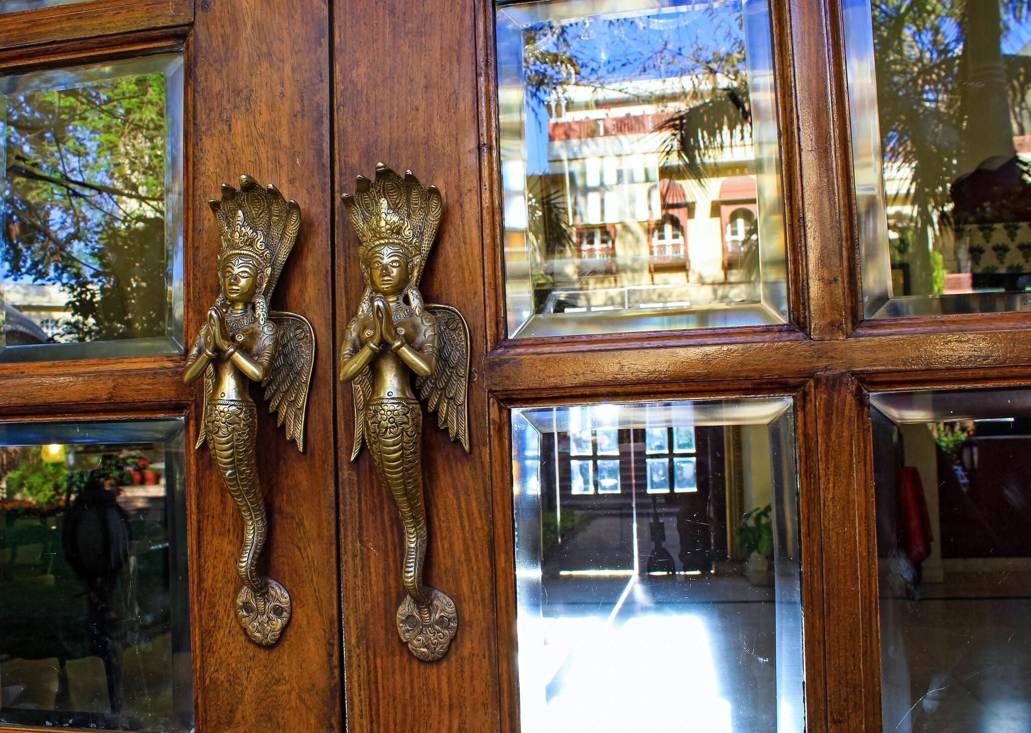 Vista Exterior Alsisar Haveli - A Heritage Hotel