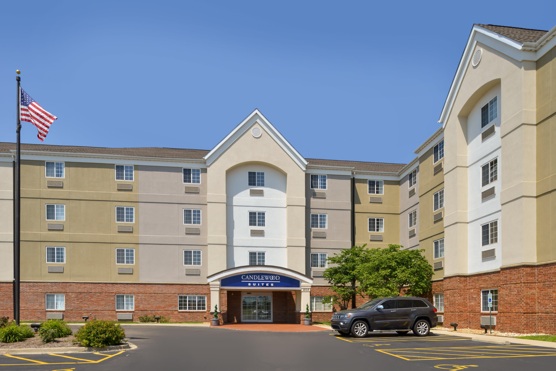 Vista Exterior Candlewood Suites Bloomington Normal