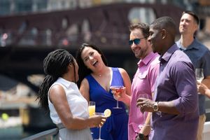Actividad - Crucero con brunch y mimosas ilimitadas Chicago Premier en el lago Michigan