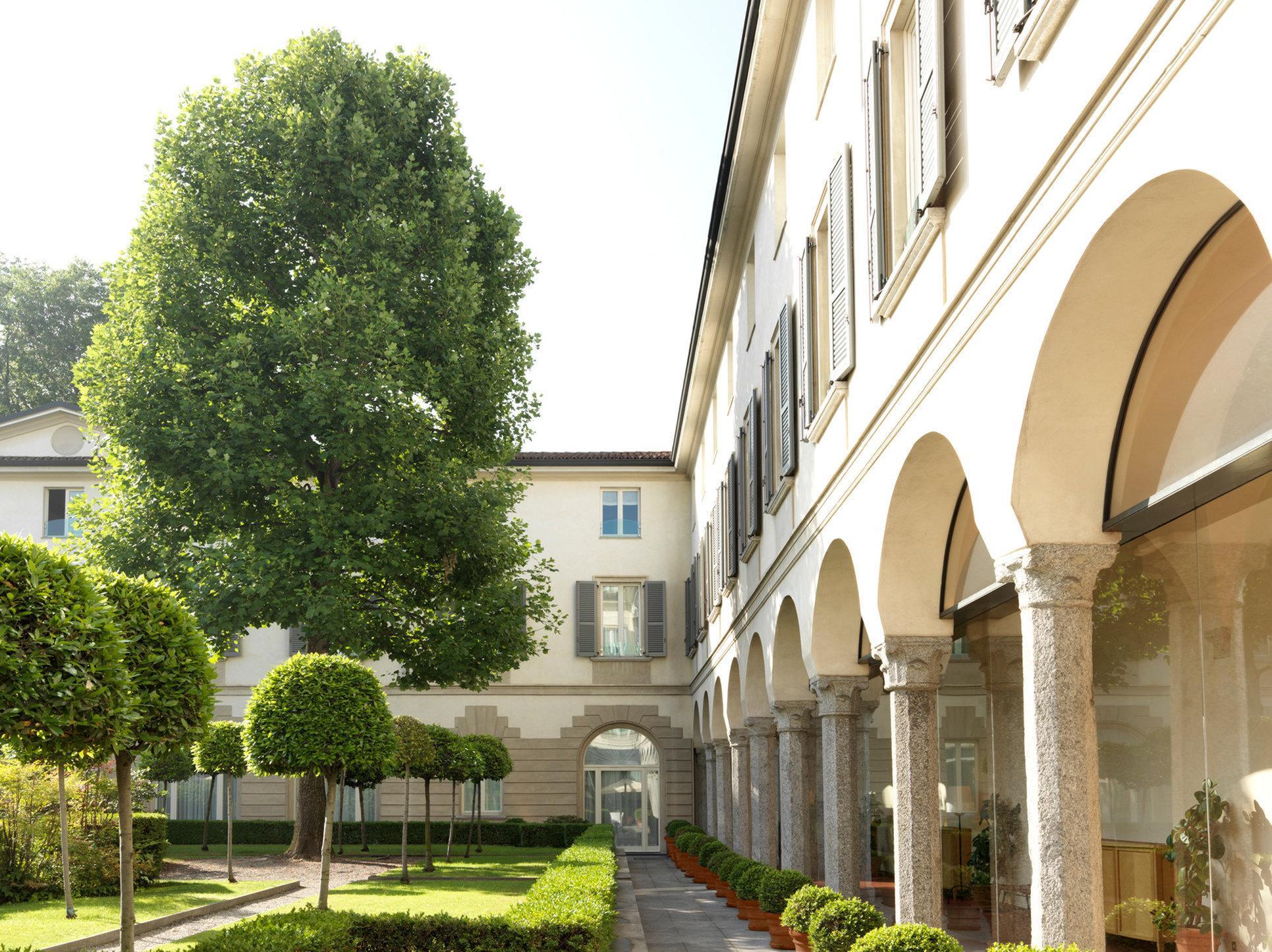 Vista da fachada Four Seasons Hotel Milano