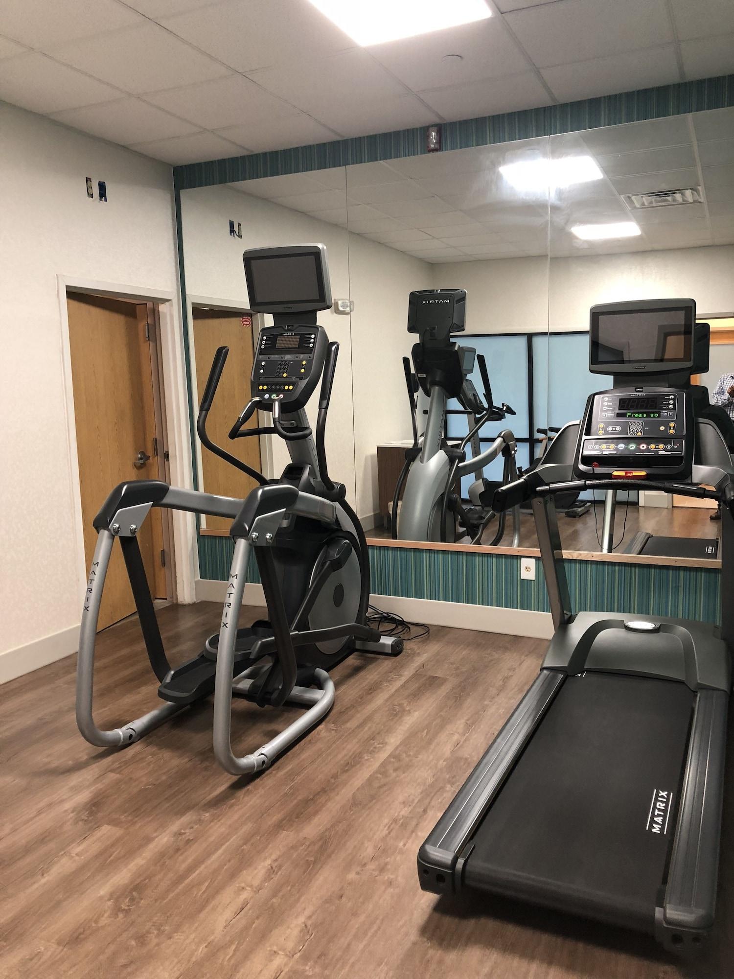 Gimnasio Holiday Inn Express Metropolis by IHG