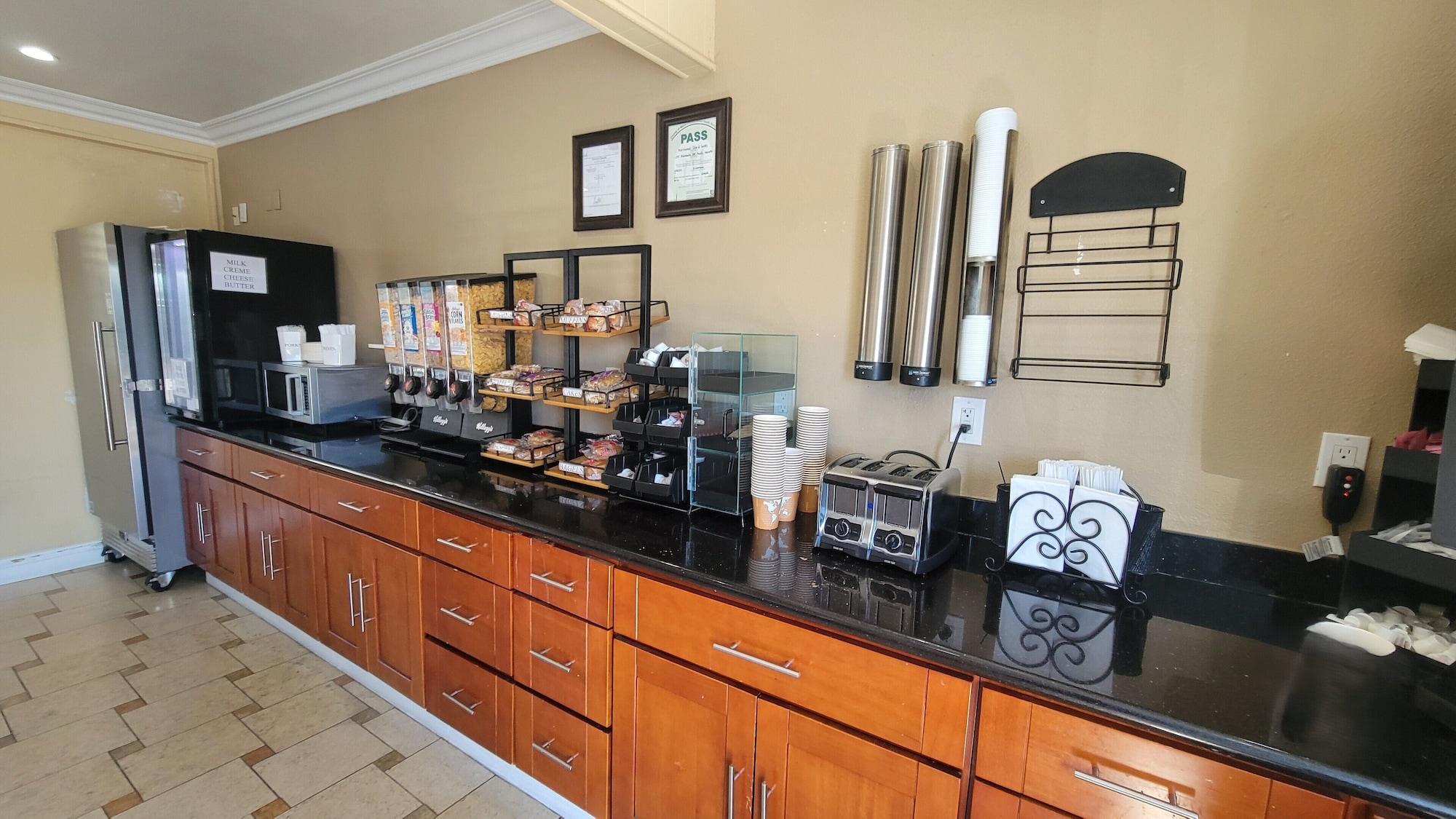 Restaurant Marinwood Inn & Suites