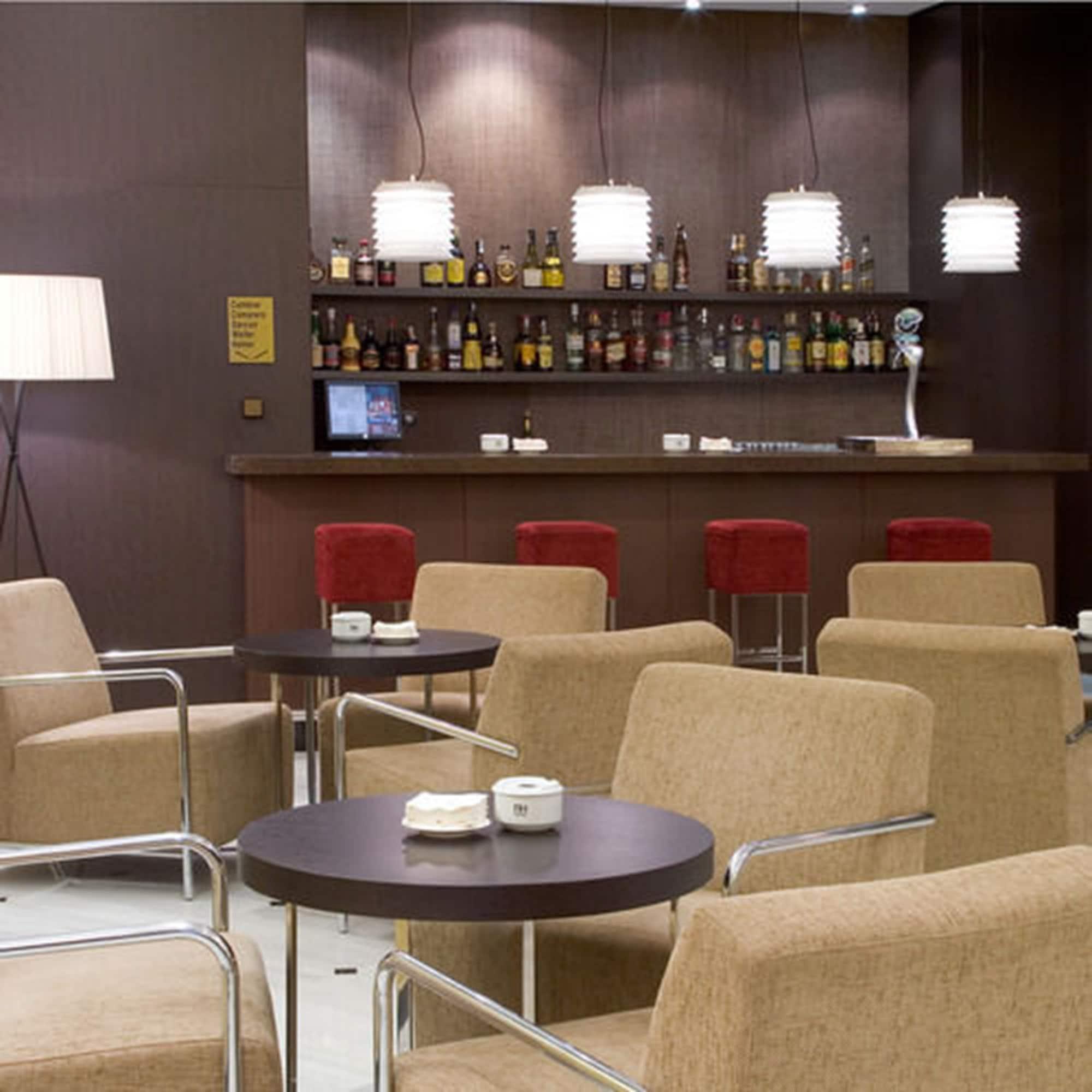 Bar/Salón URH Ciutat de Mataró