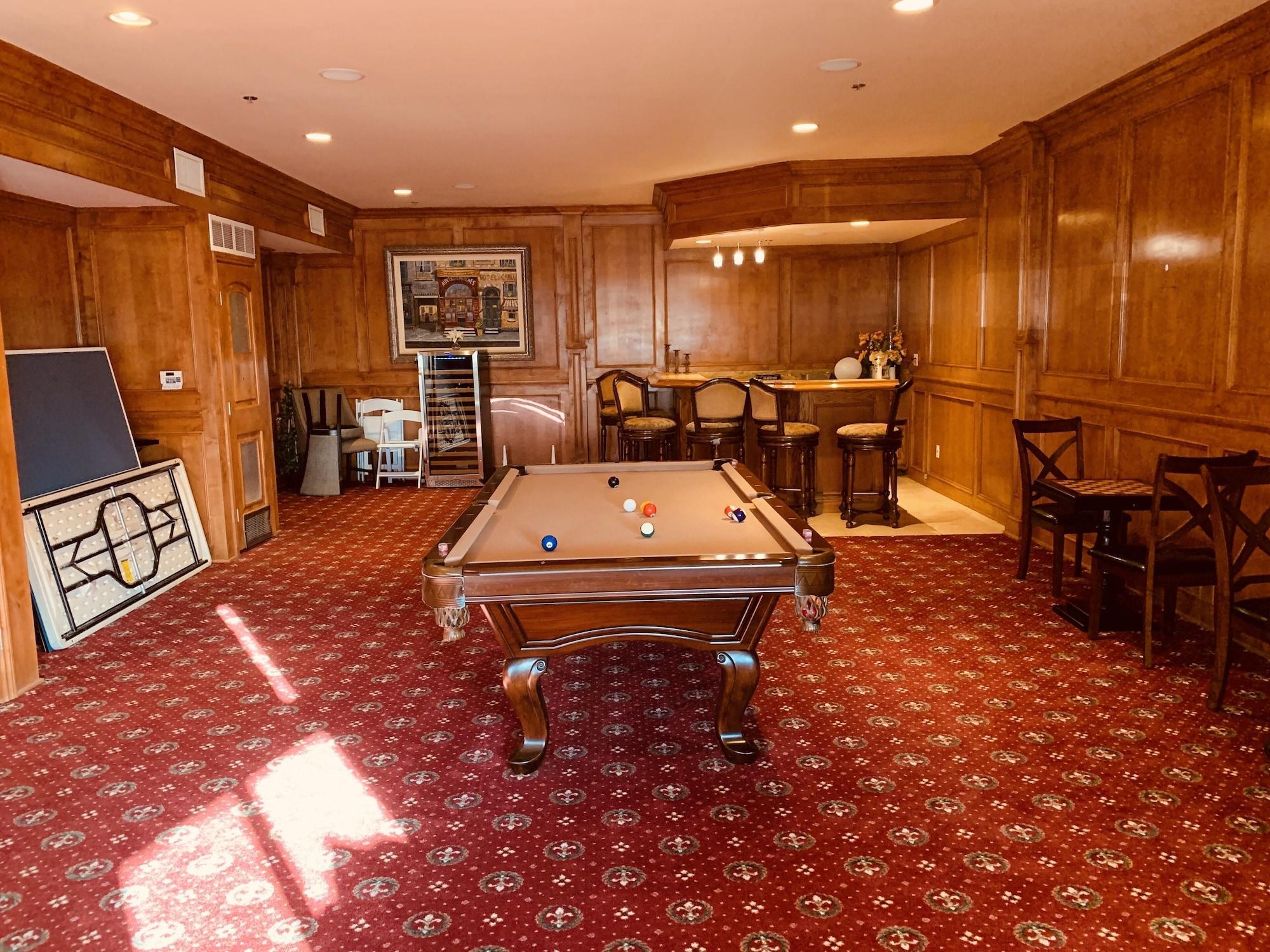 Bar/Salón Inn At Churon Winery