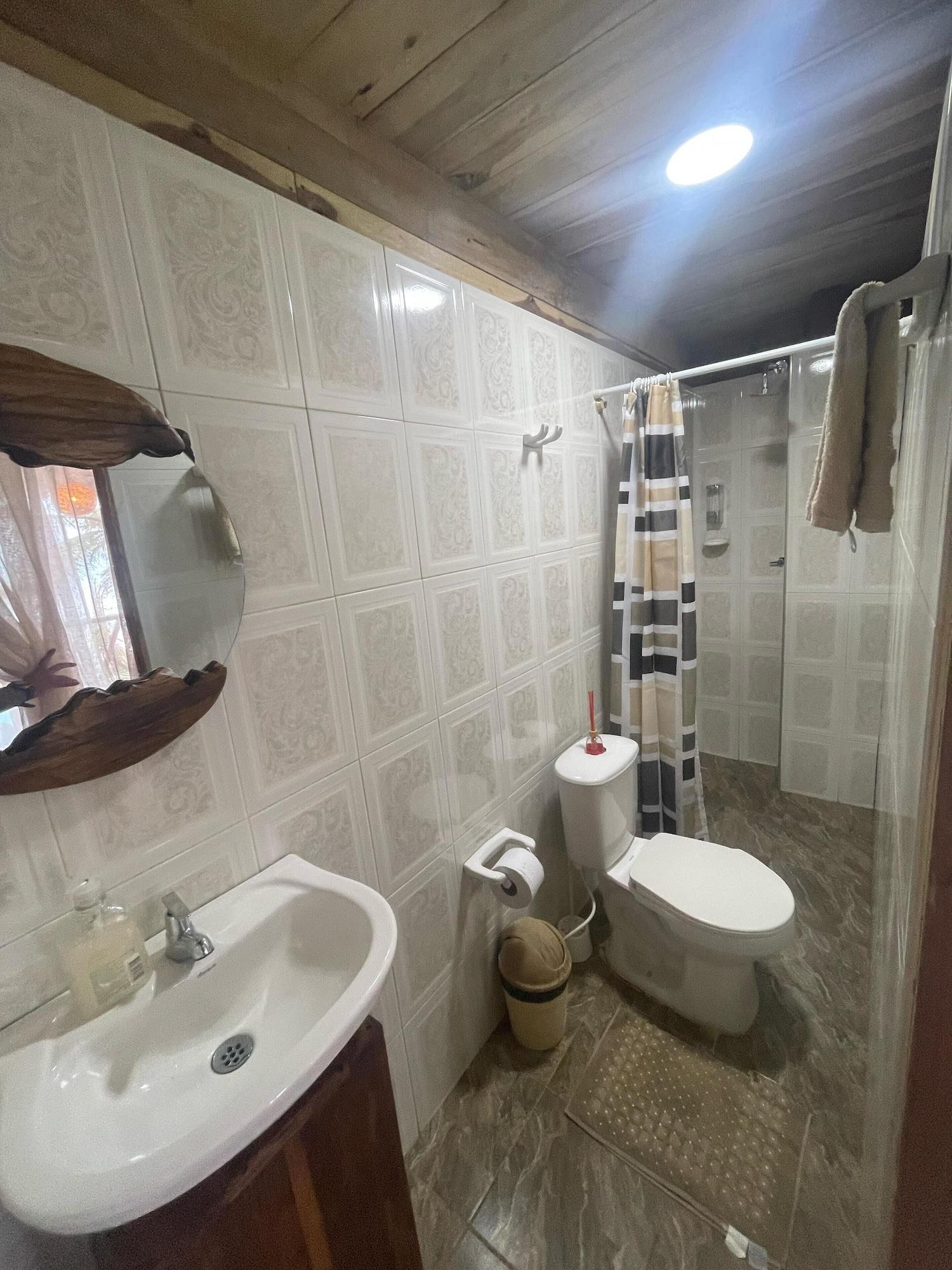 Equipamiento de Habitación PUERTO MANGLAR HOSTAL