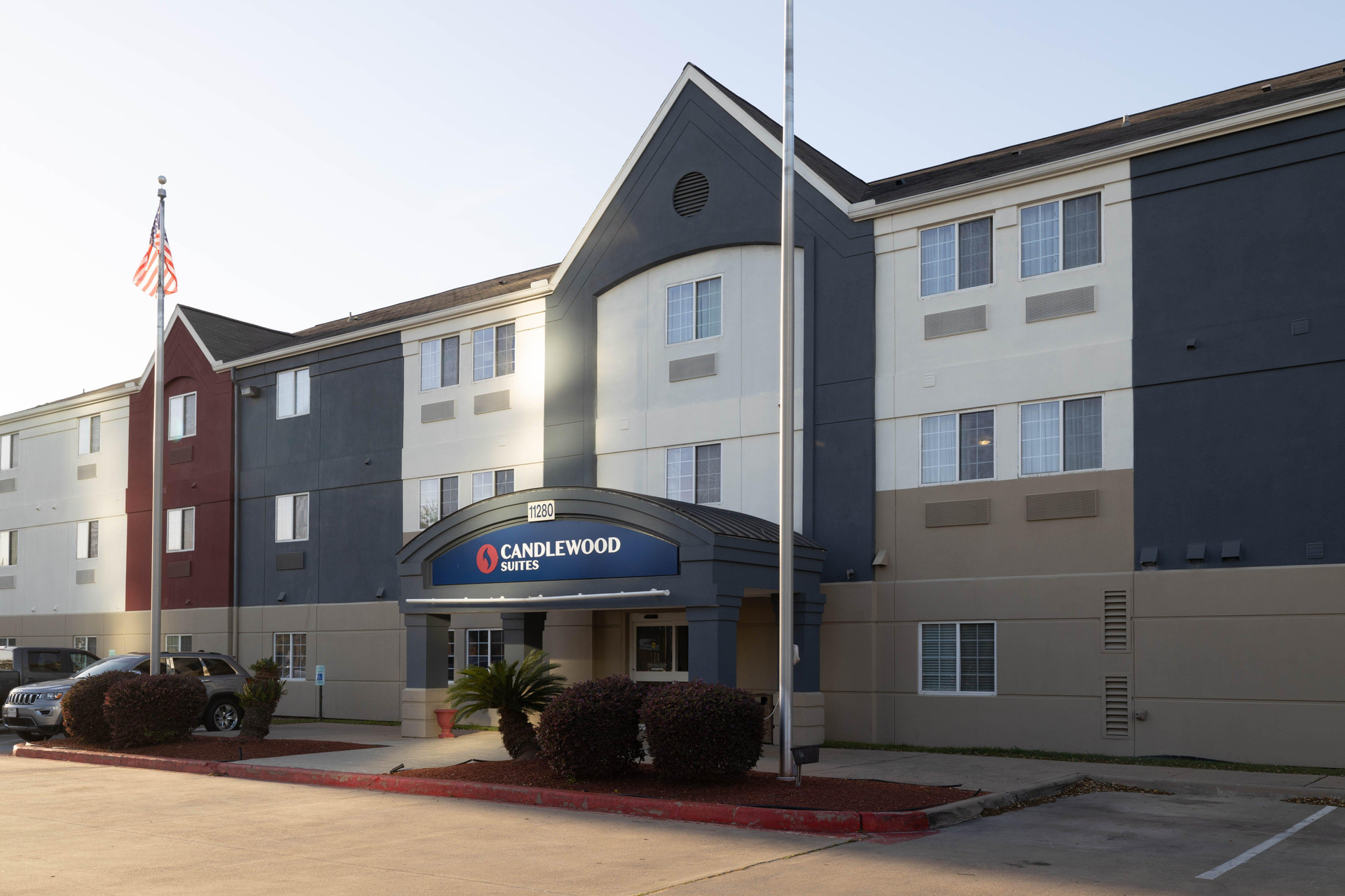 Vista Exterior Candlewood Suites Houston Westchase/ Westheimer. by IHG