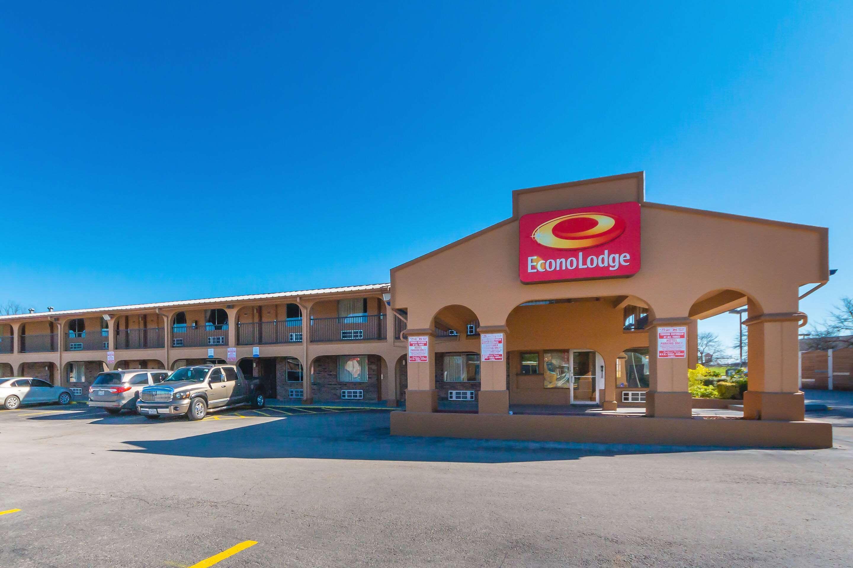 Vista Exterior Econo Lodge San Marcos University Area
