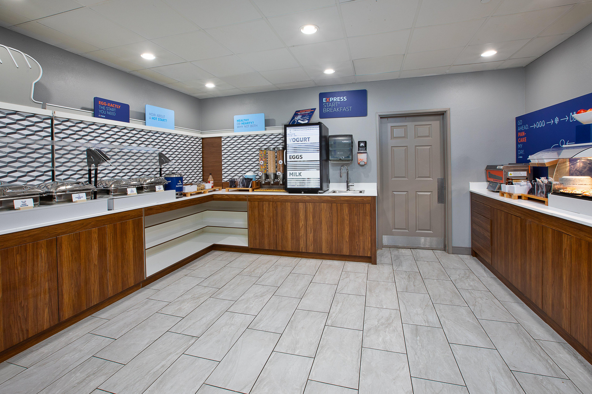 Restaurant Holiday Inn Express And Suites Milwaukee Nw Park Place by IHG