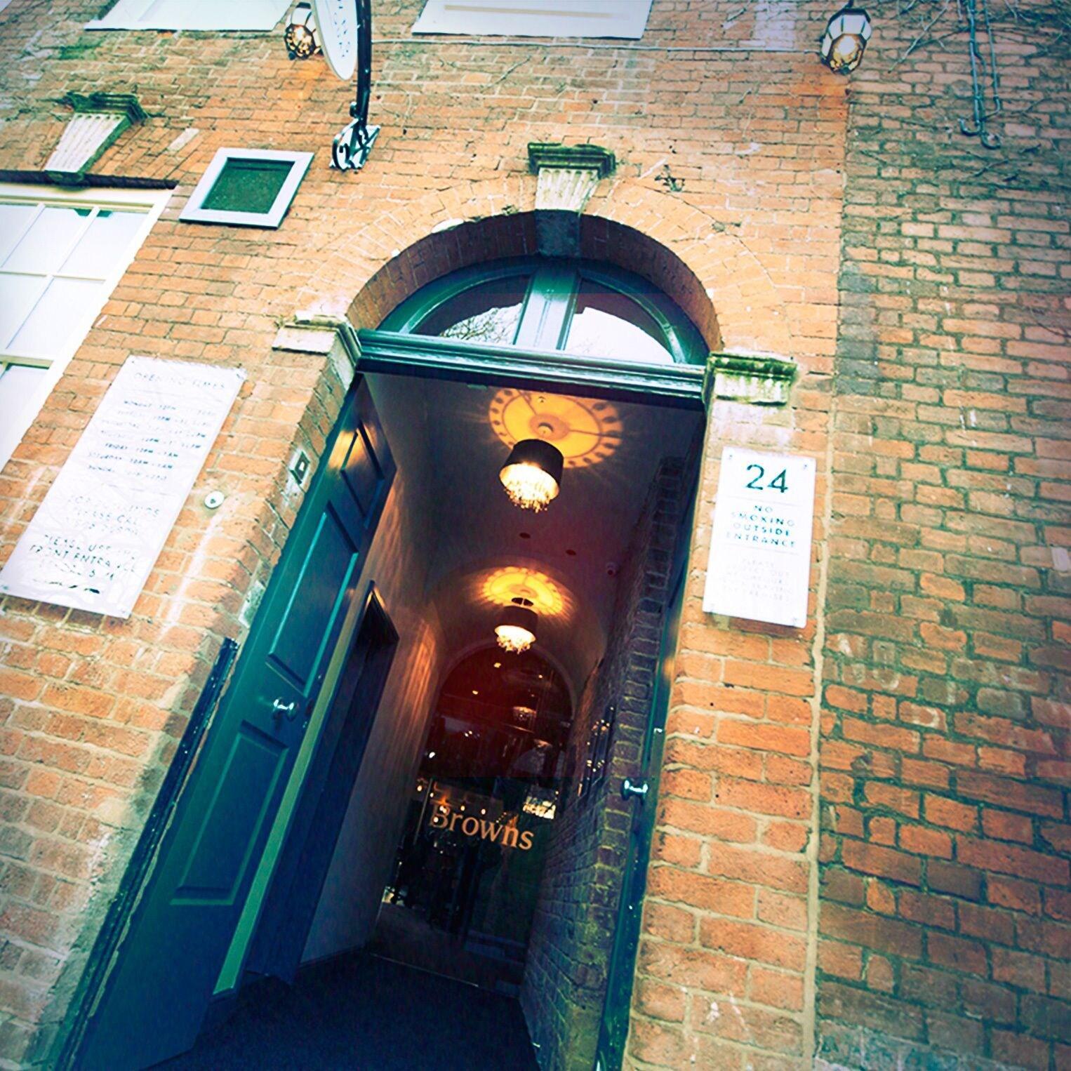 Vista Exterior Boutique by Browns