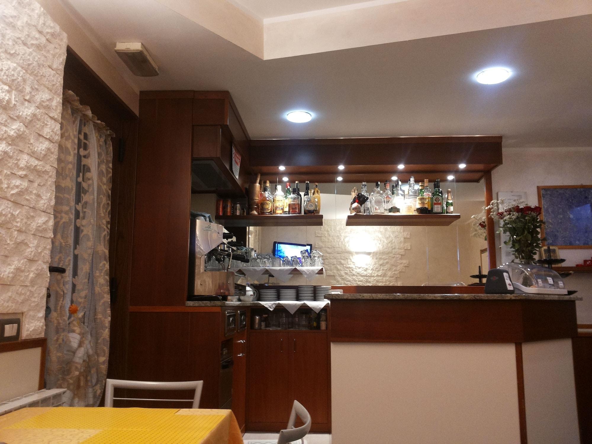 Bar/Salón Hotel Le Querce