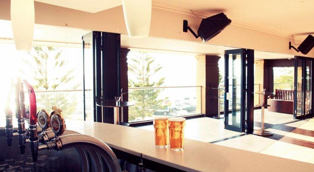 Bar/Salón Cottesloe Beach Hotel