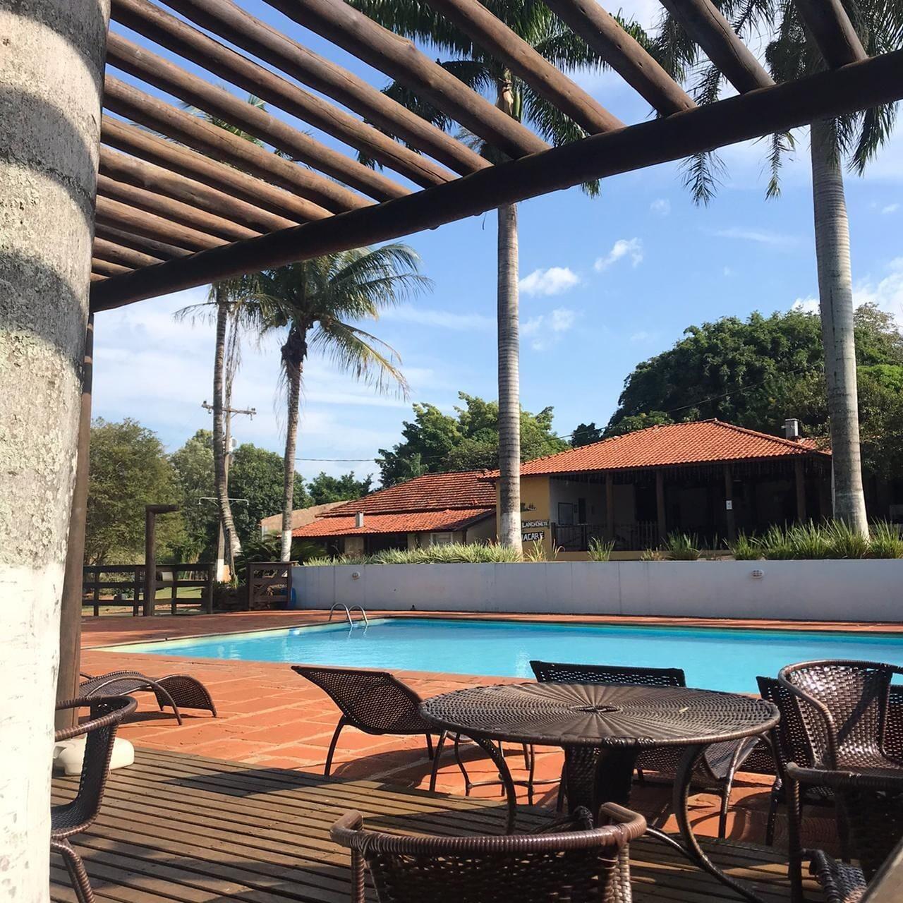Vista Piscina Vila Jacaré