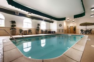 Alojamiento - Best Western Macomb Inn