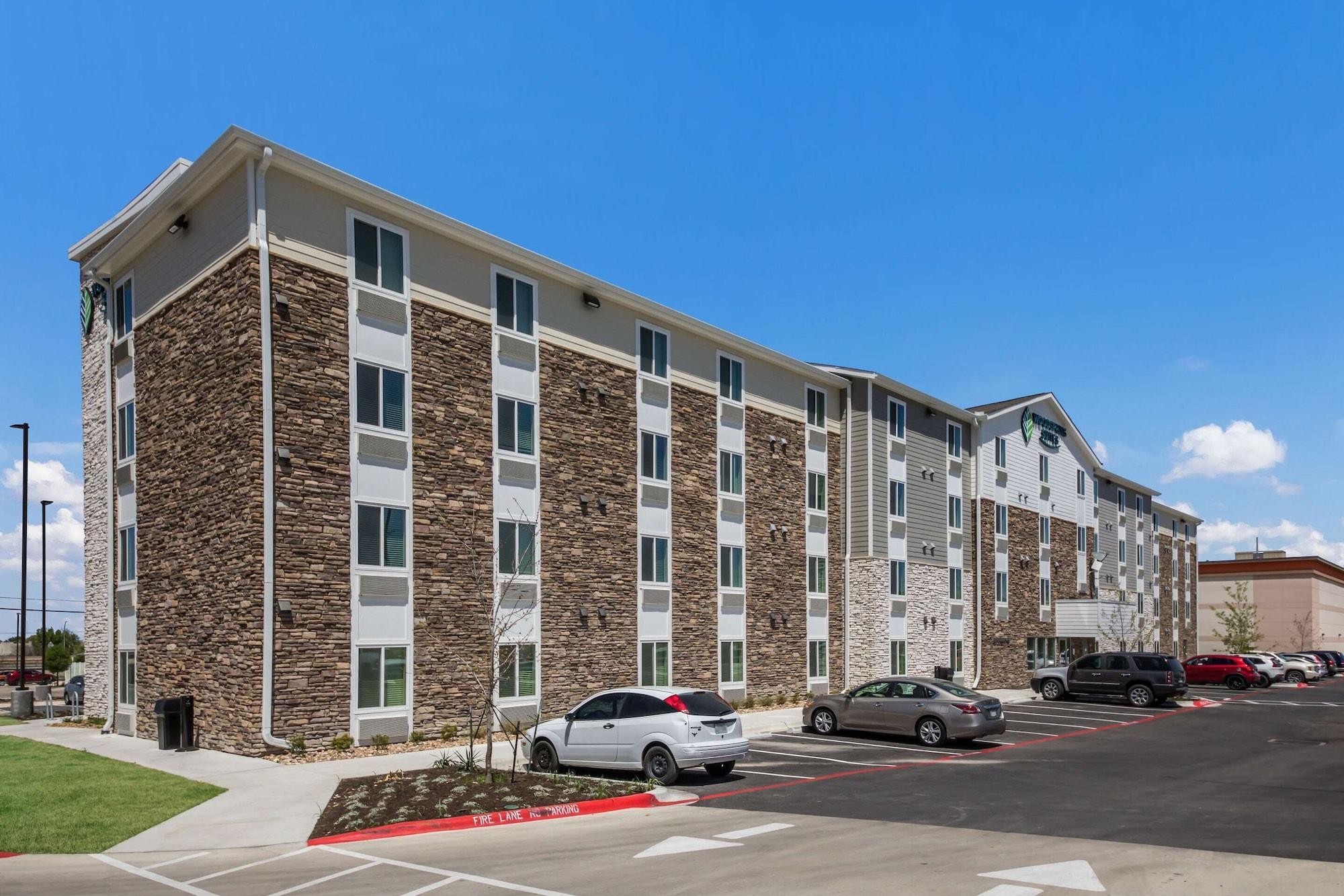 Vista Exterior WoodSpring Suites Round Rock-Austin North