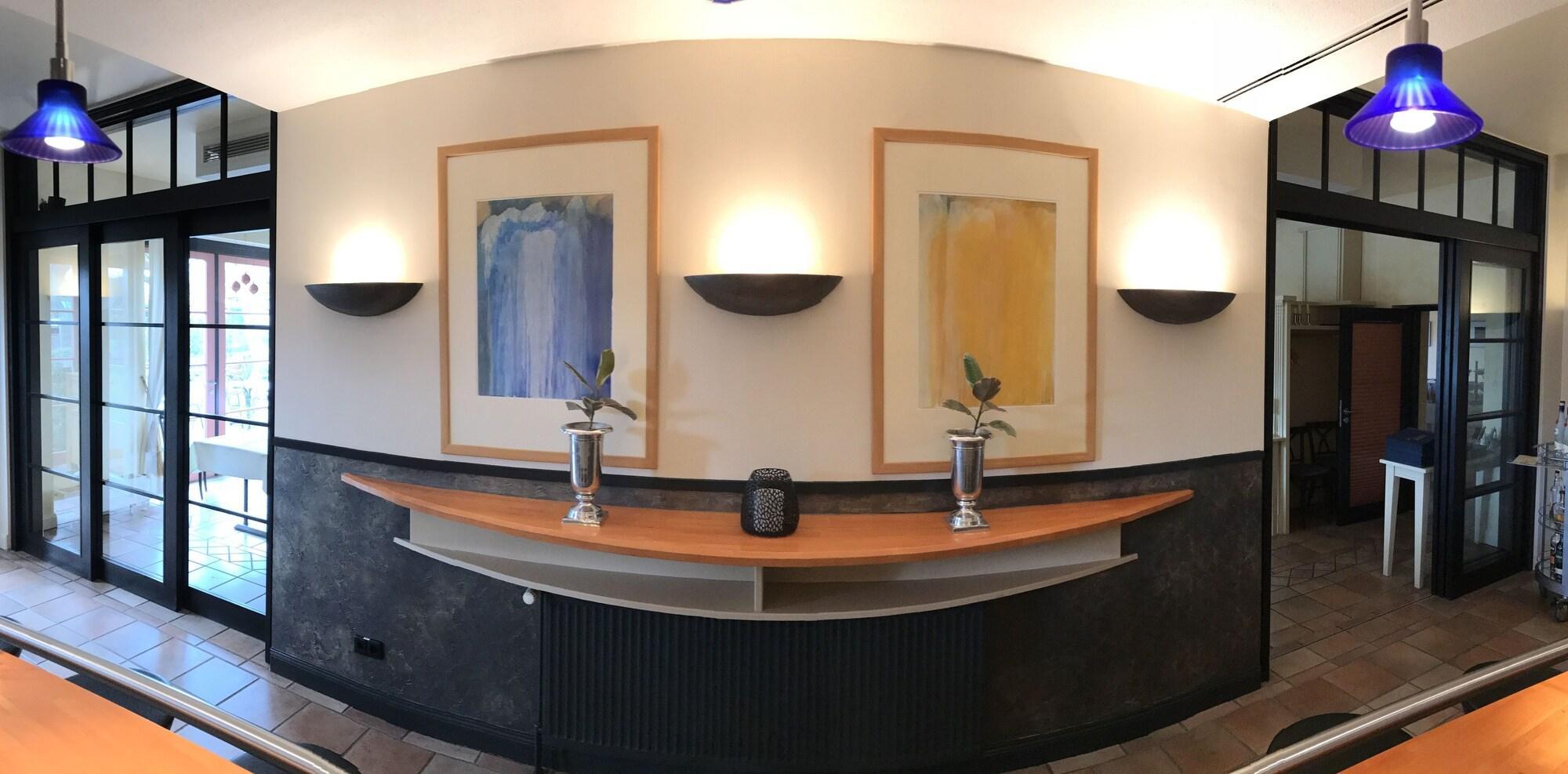Bar/Salón Hotel ARTE Schwerin