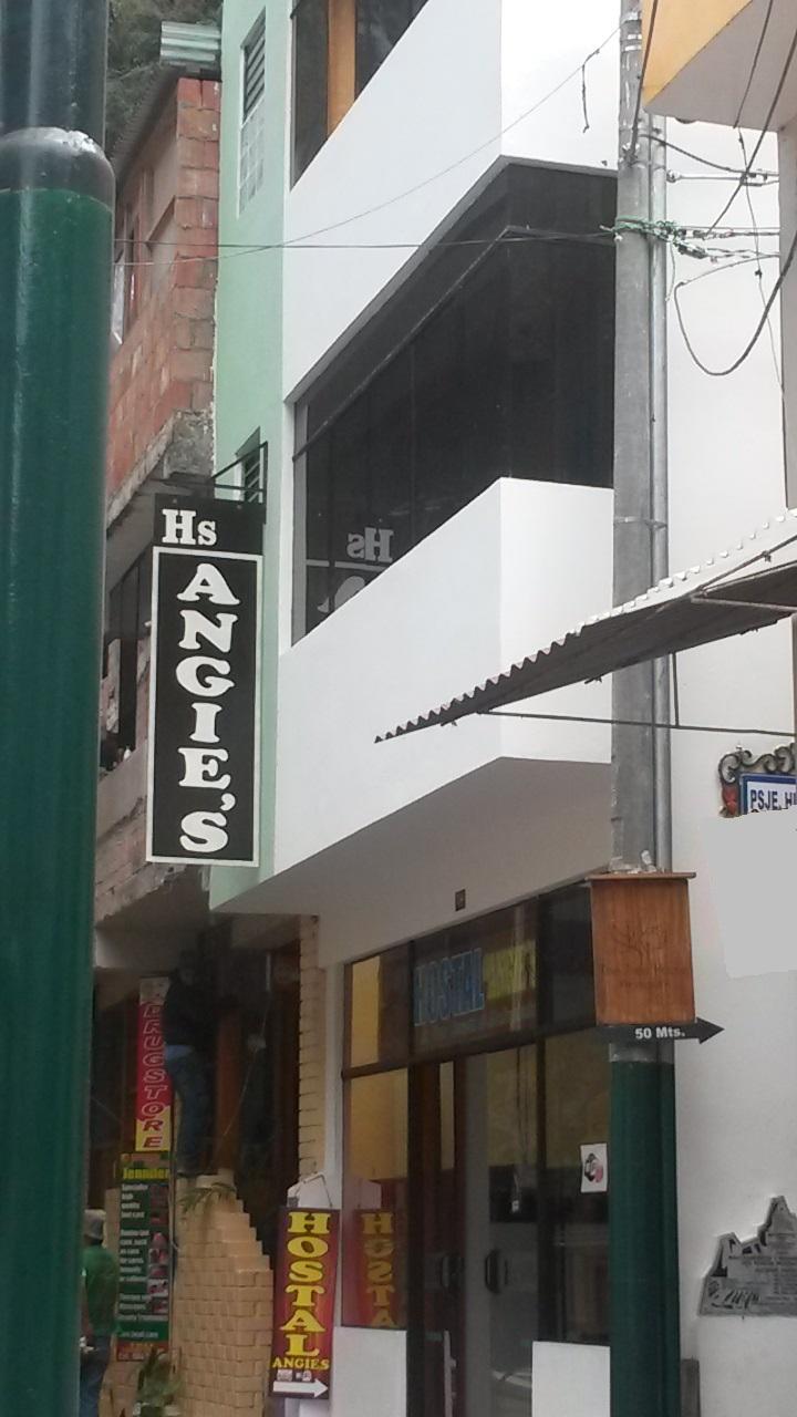Vista Exterior Hostal Angies