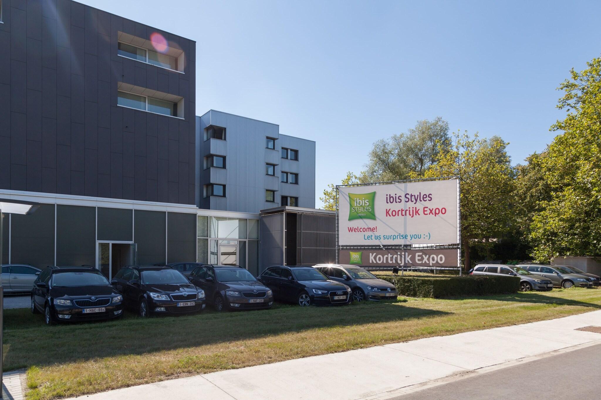 Vista Exterior ibis Styles Kortrijk Expo