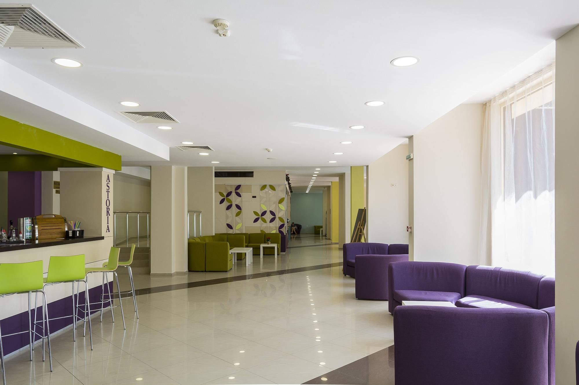 Vista Lobby MPM Hotel Orel