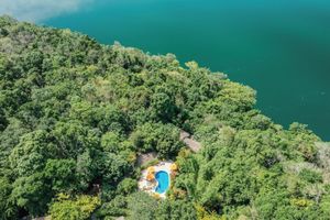 Alojamiento - La Lancha by Francis Ford Coppola