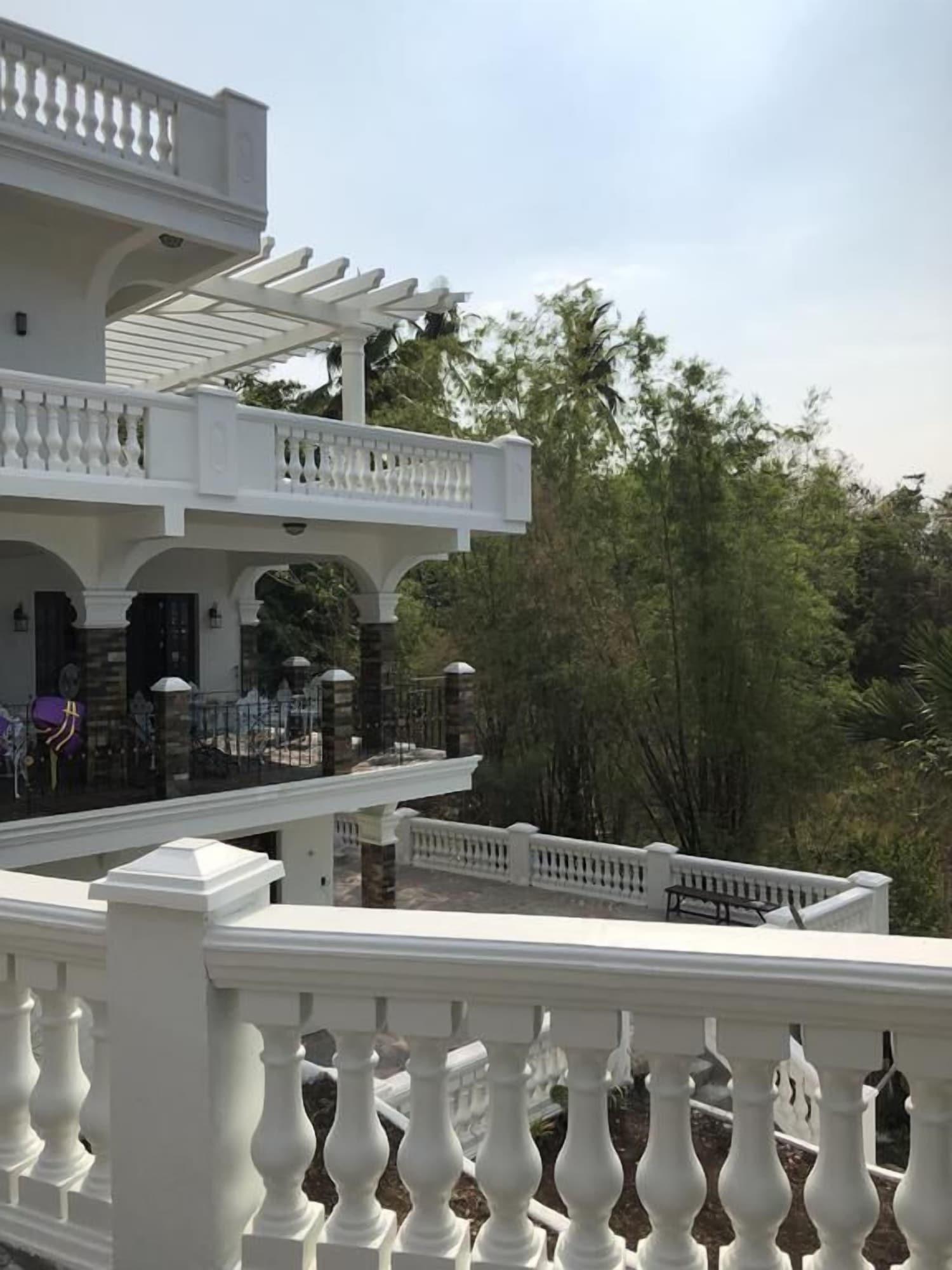 Vista Exterior Casa Del Faro