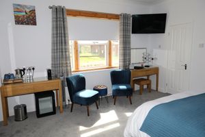 Alojamiento - The Willows - Room Only Accommodation