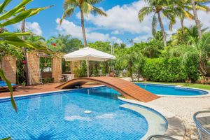 Alquiler Vacacional - IN01 Casa 5 suítes a 300m da Praia - Cond. Interlagos