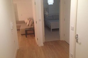 Alquiler Vacacional - Cute, clean apartment with WiFi, 15 minutes away from Central London
