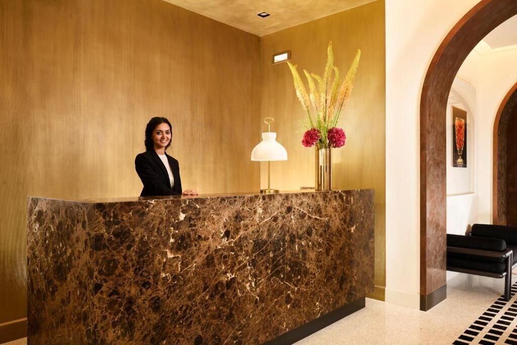 Vista Lobby Margutta 54 Luxury Suites