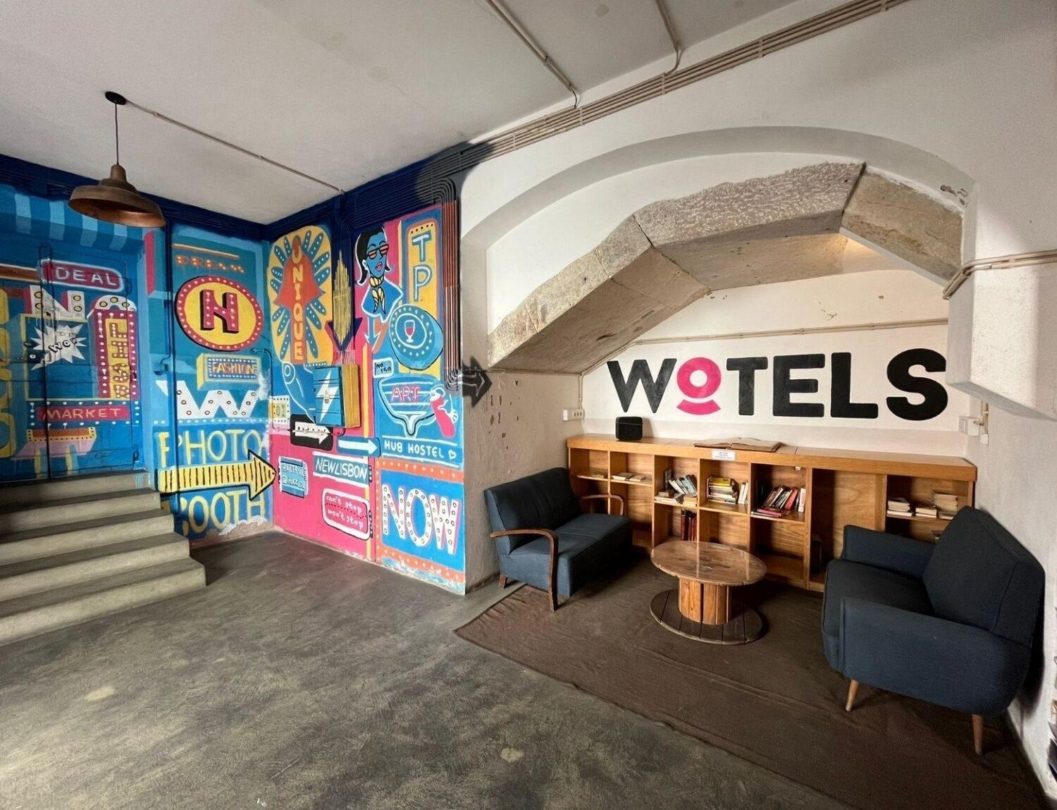 Vista Exterior WOT New Lisbon - Hostel
