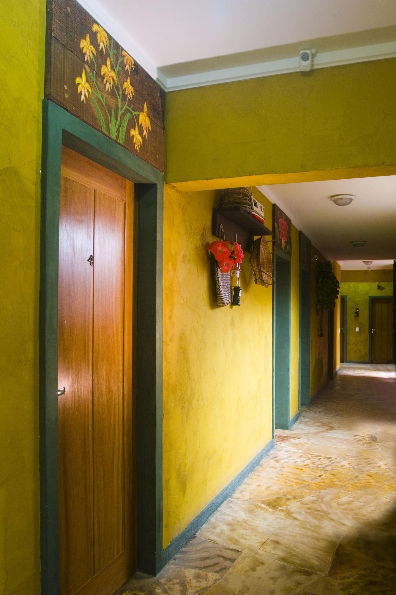 Varios Hotel Manacá