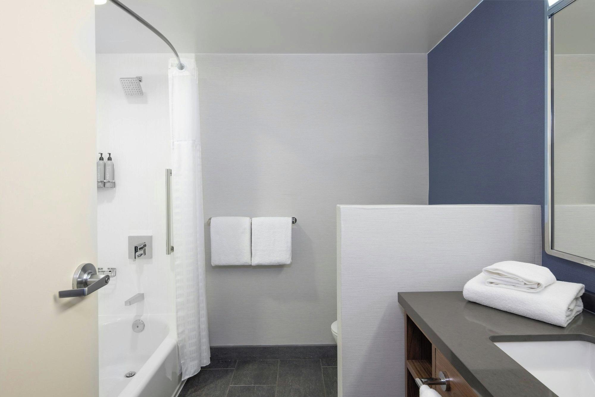 Equipamiento de Habitación Courtyard by Marriott Hanover Lebanon