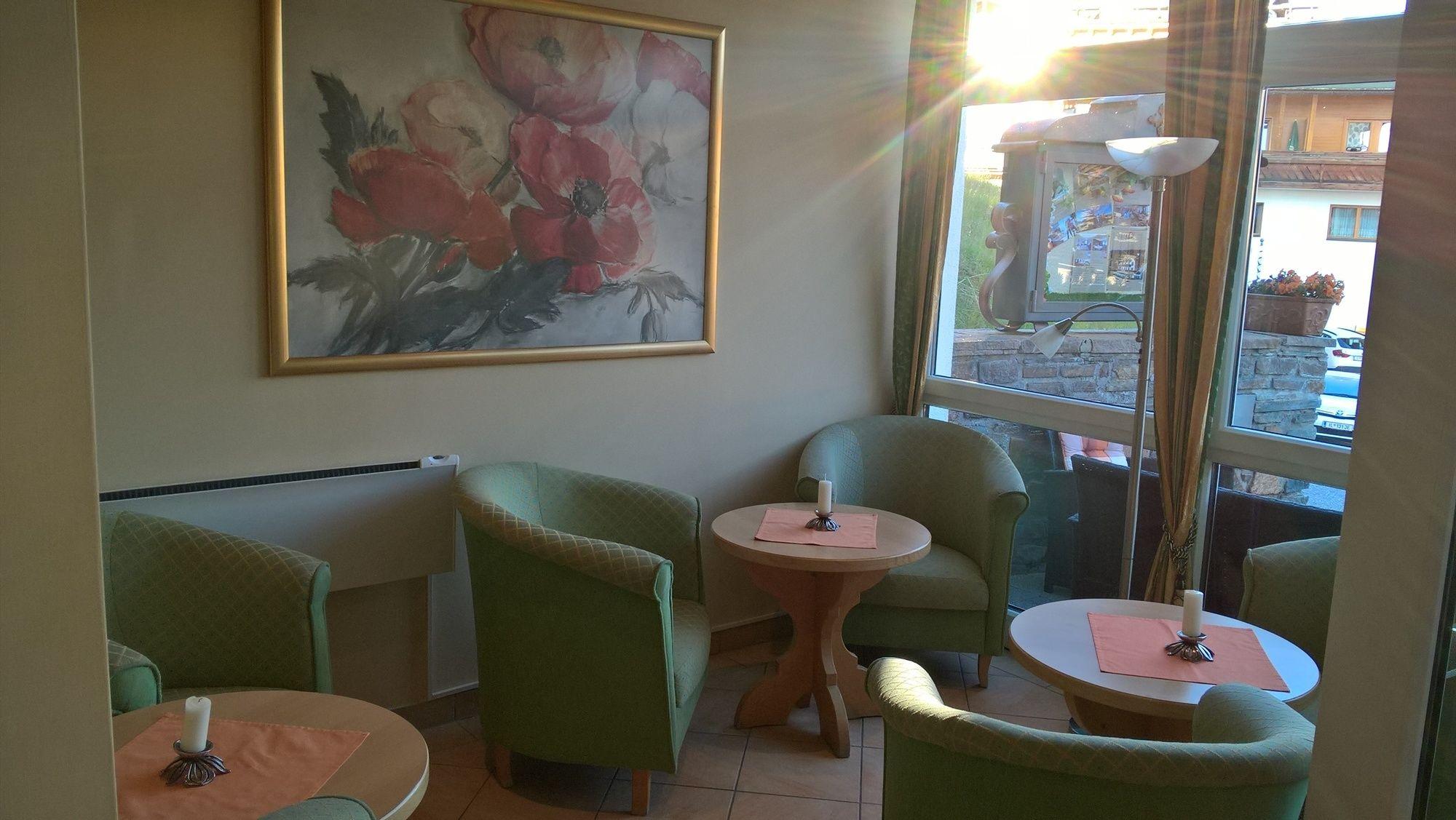 Vista Lobby Hotel Habhof Garni